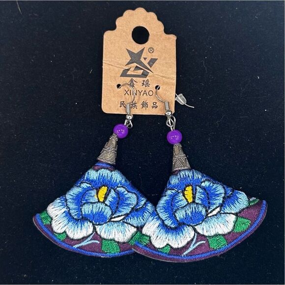 NWOT Xinyao Handmade Mexican Dangle Earrings Women's Blue Embroidered Floral - Picture 3 of 7